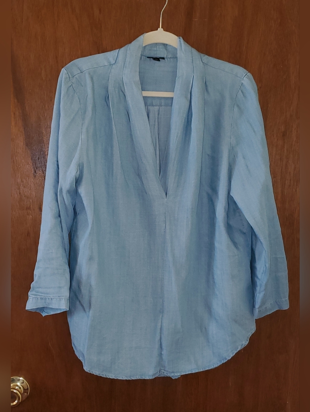 Mossimo Light Blue Chambray V-Neck Top Sz Xl